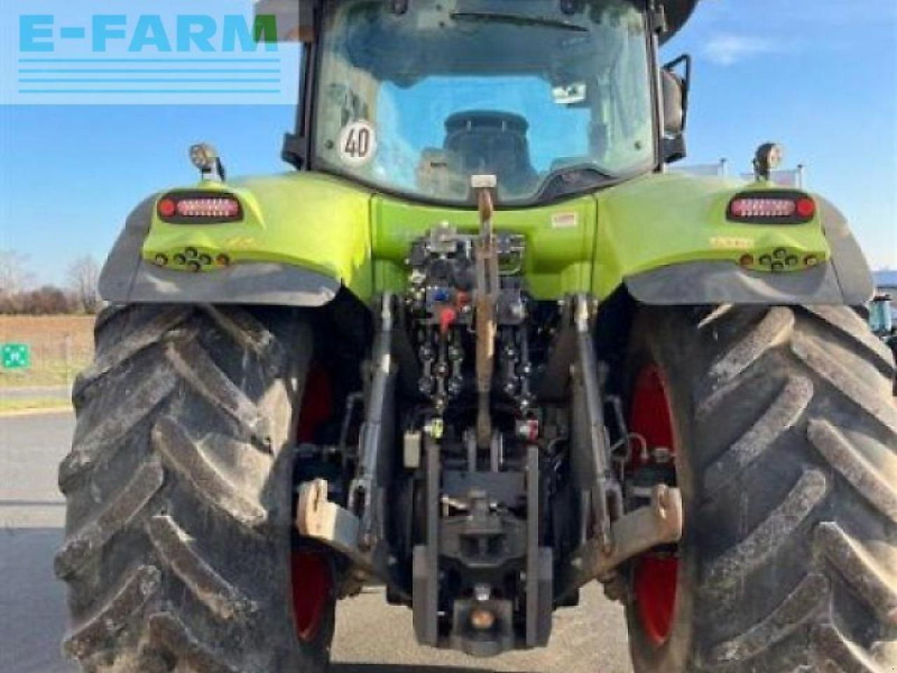 Tracteur agricole CLAAS gebr. traktor axion 830