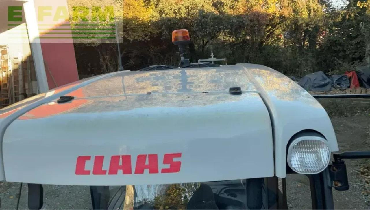 Tracteur agricole CLAAS nectis 247 vl 4 rm VL