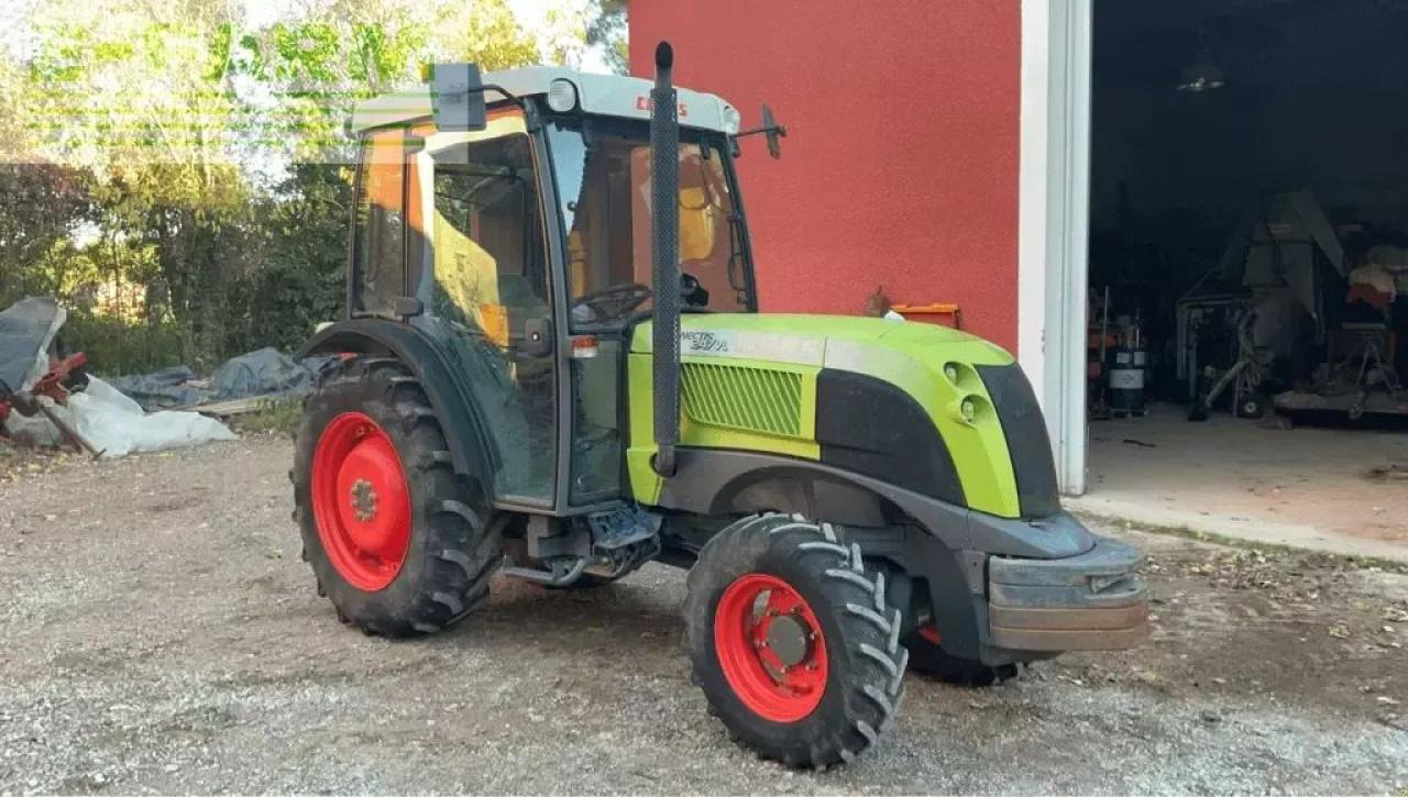 Tracteur agricole CLAAS nectis 247 vl 4 rm VL