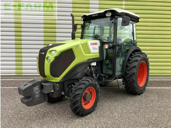 Tracteur agricole CLAAS nexos 220 vl VL