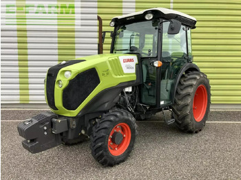 Tracteur agricole CLAAS nexos 220 vl cabine VL