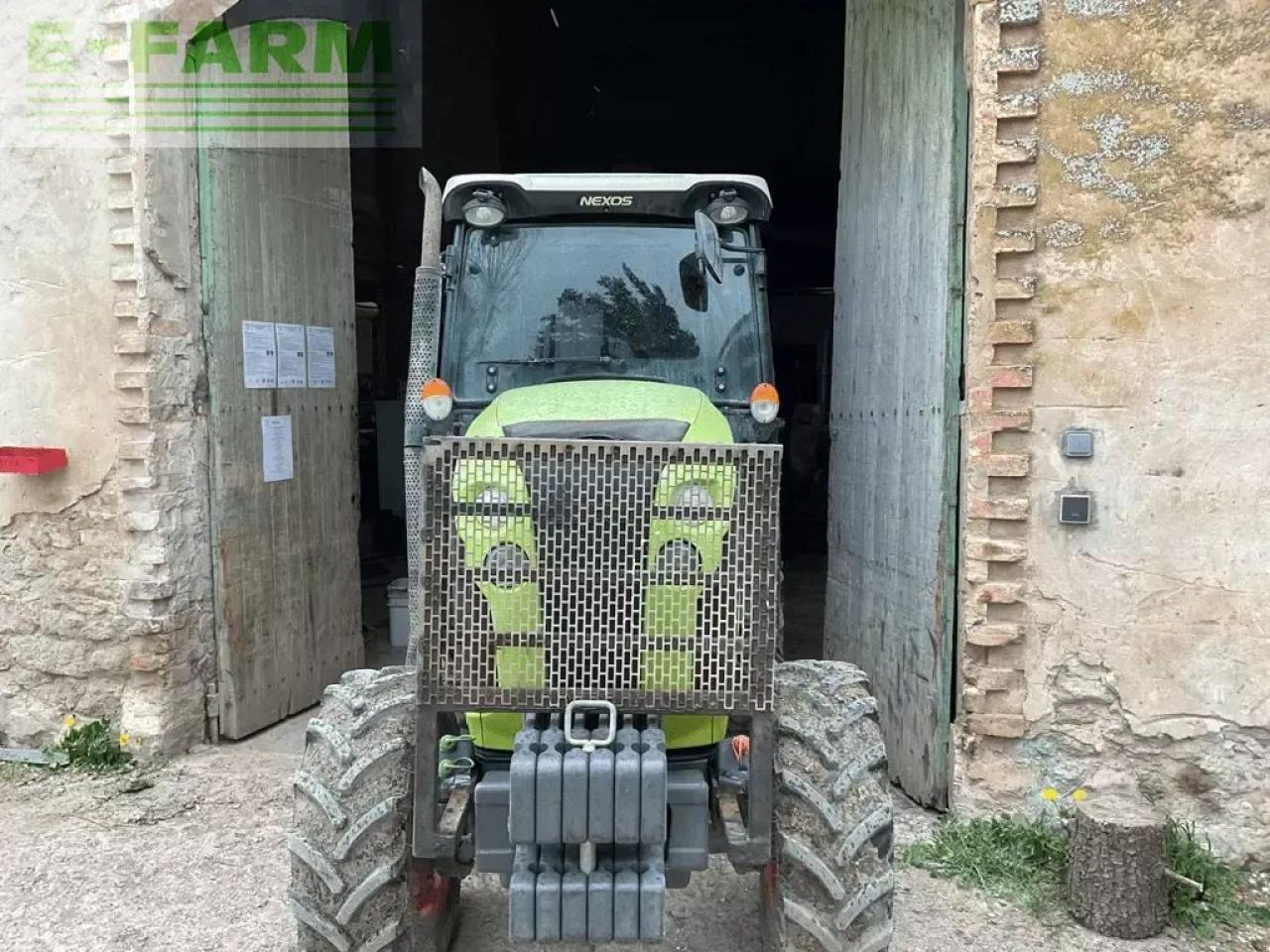 Tracteur agricole CLAAS nexos 230 vl ls 30+ VL