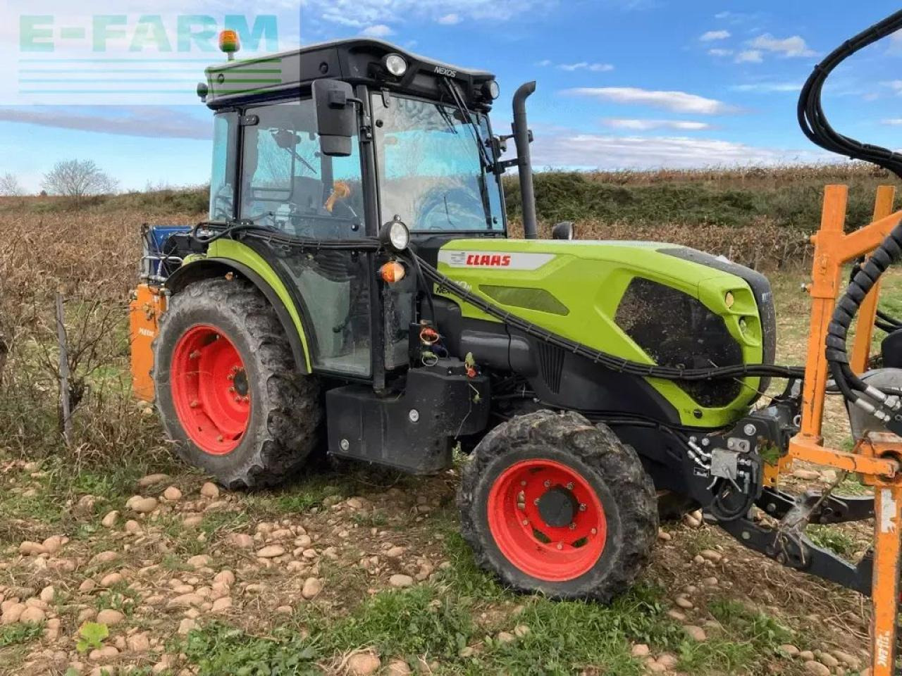 Tracteur agricole CLAAS nexos 240 m tradition