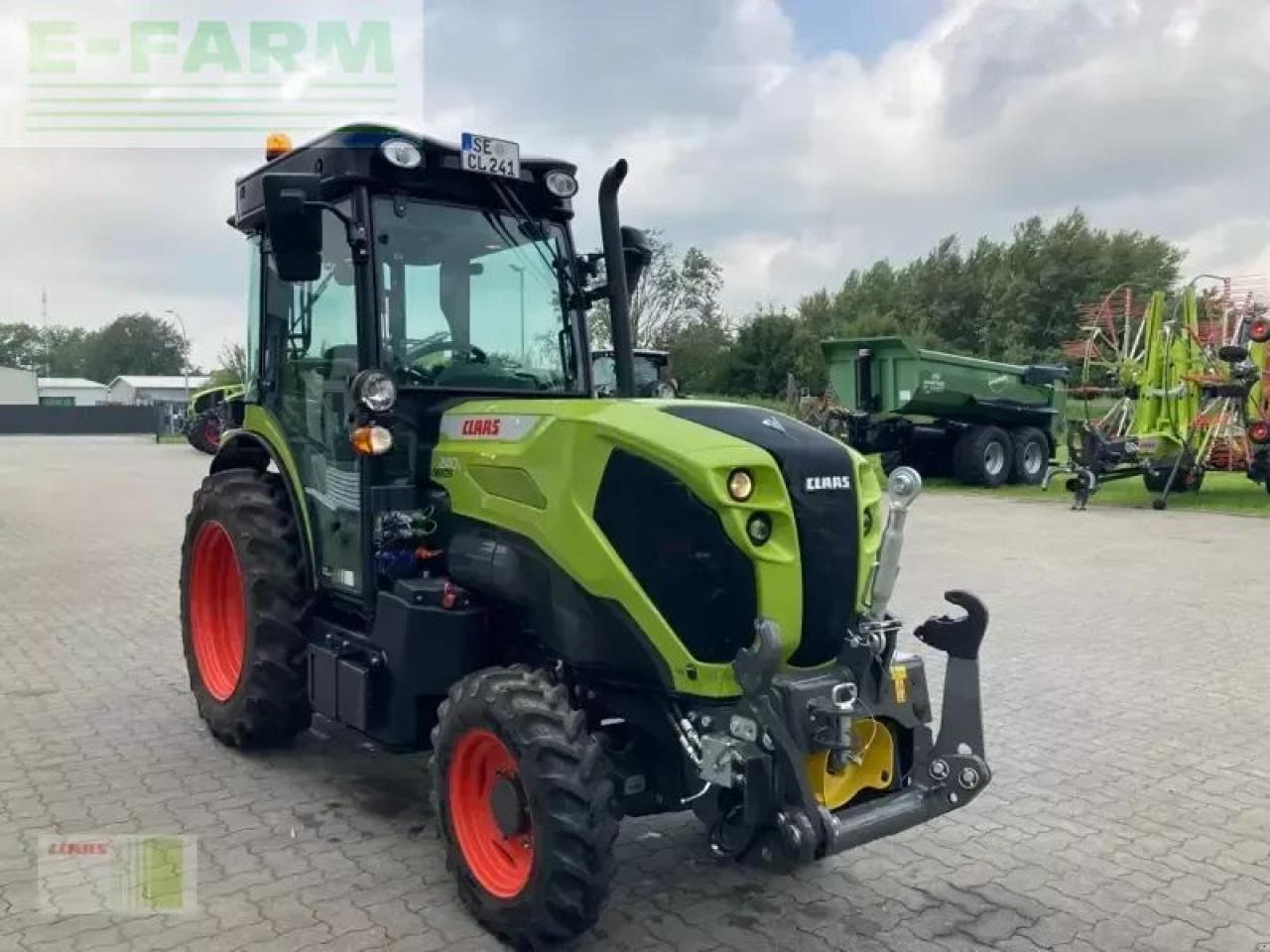 Tracteur agricole CLAAS nexos 240 s advanced