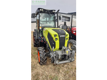 Tracteur agricole CLAAS nexos 240s