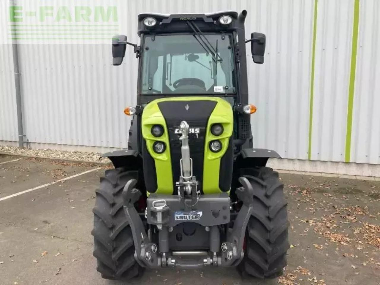 Tracteur agricole CLAAS nexos 260 l