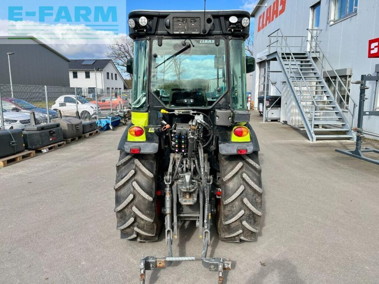 Tracteur agricole CLAAS nexos 260 m advanced, fkh + fzw, nur 907 h !