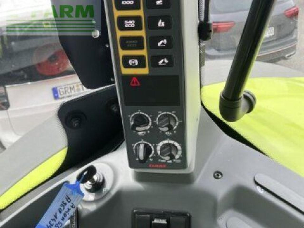 Tracteur agricole CLAAS traktor axion 870 cm cebis