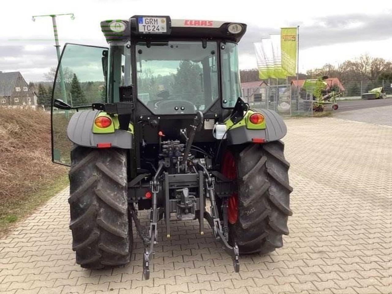 Tracteur agricole CLAAS traktor elios 210 kabine adva.