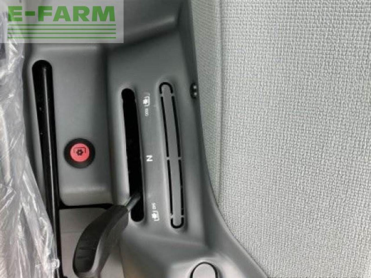 Tracteur agricole CLAAS traktor elios 210 kabine advan