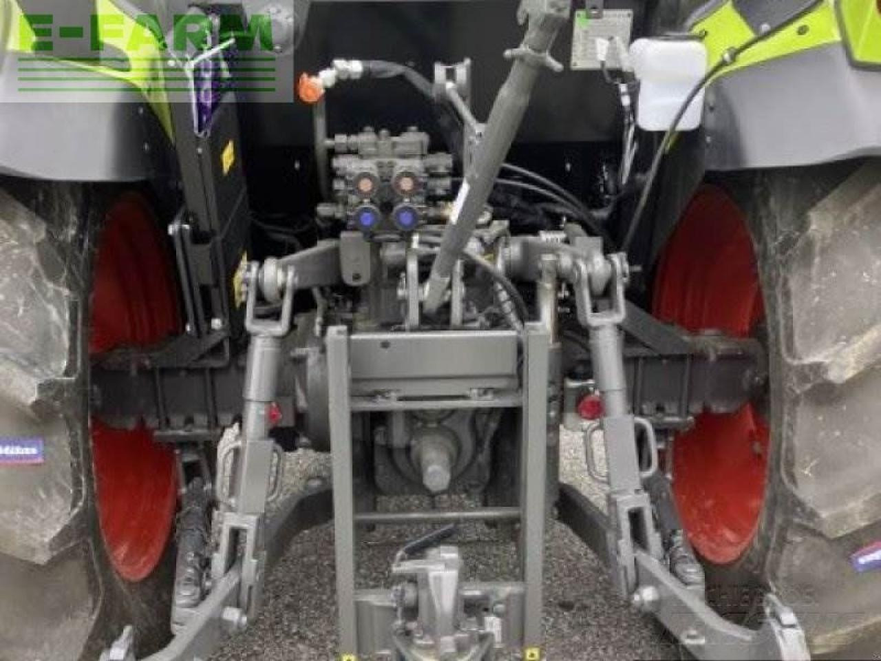 Tracteur agricole CLAAS traktor elios 210 kabine advan