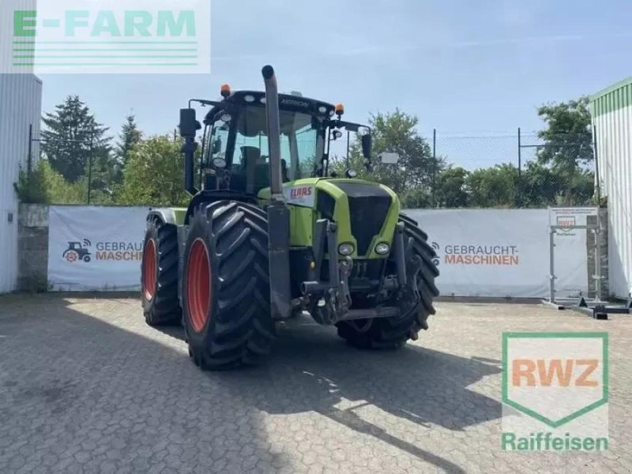 Tracteur agricole CLAAS xerion 3300 trac vc TRAC VC