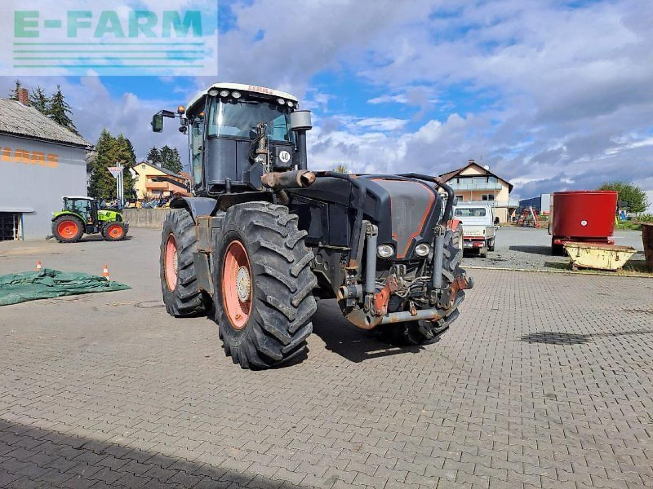 Tracteur agricole CLAAS xerion 3300 trac vc TRAC VC