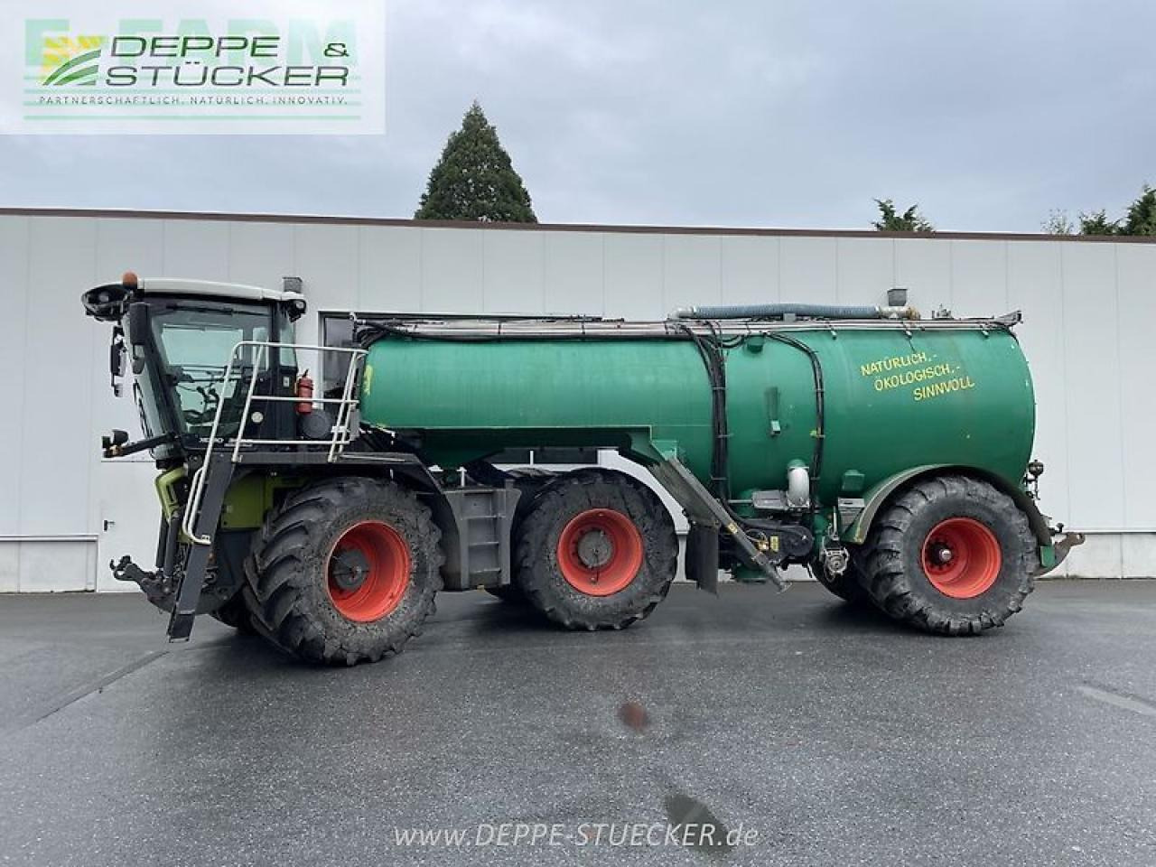 Tracteur agricole CLAAS xerion 3800 saddle trac SADDLE TRAC