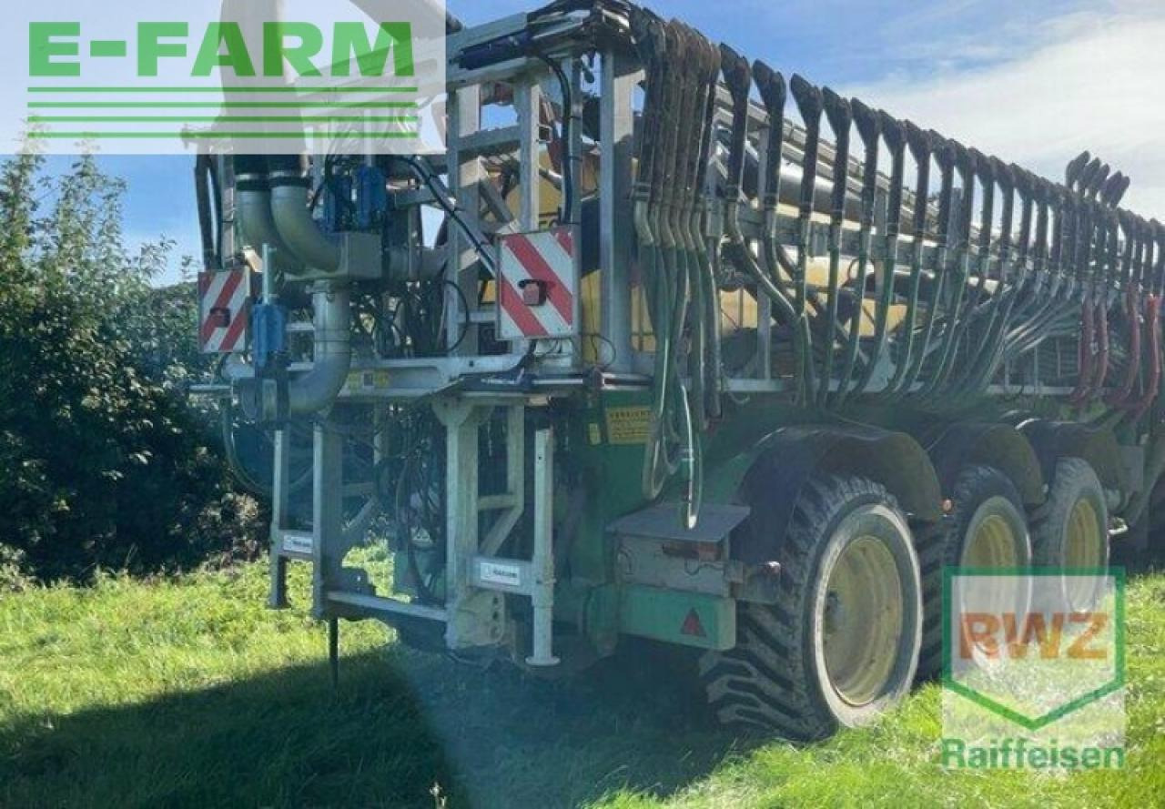 Tracteur agricole CLAAS xerion 3800 trac