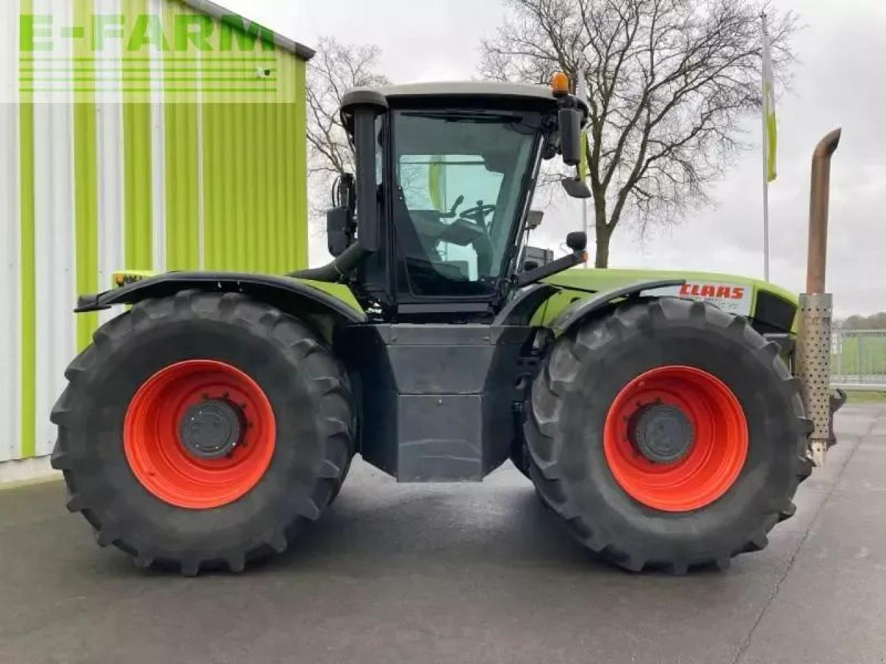 Tracteur agricole CLAAS xerion 3800 trac vc TRAC VC