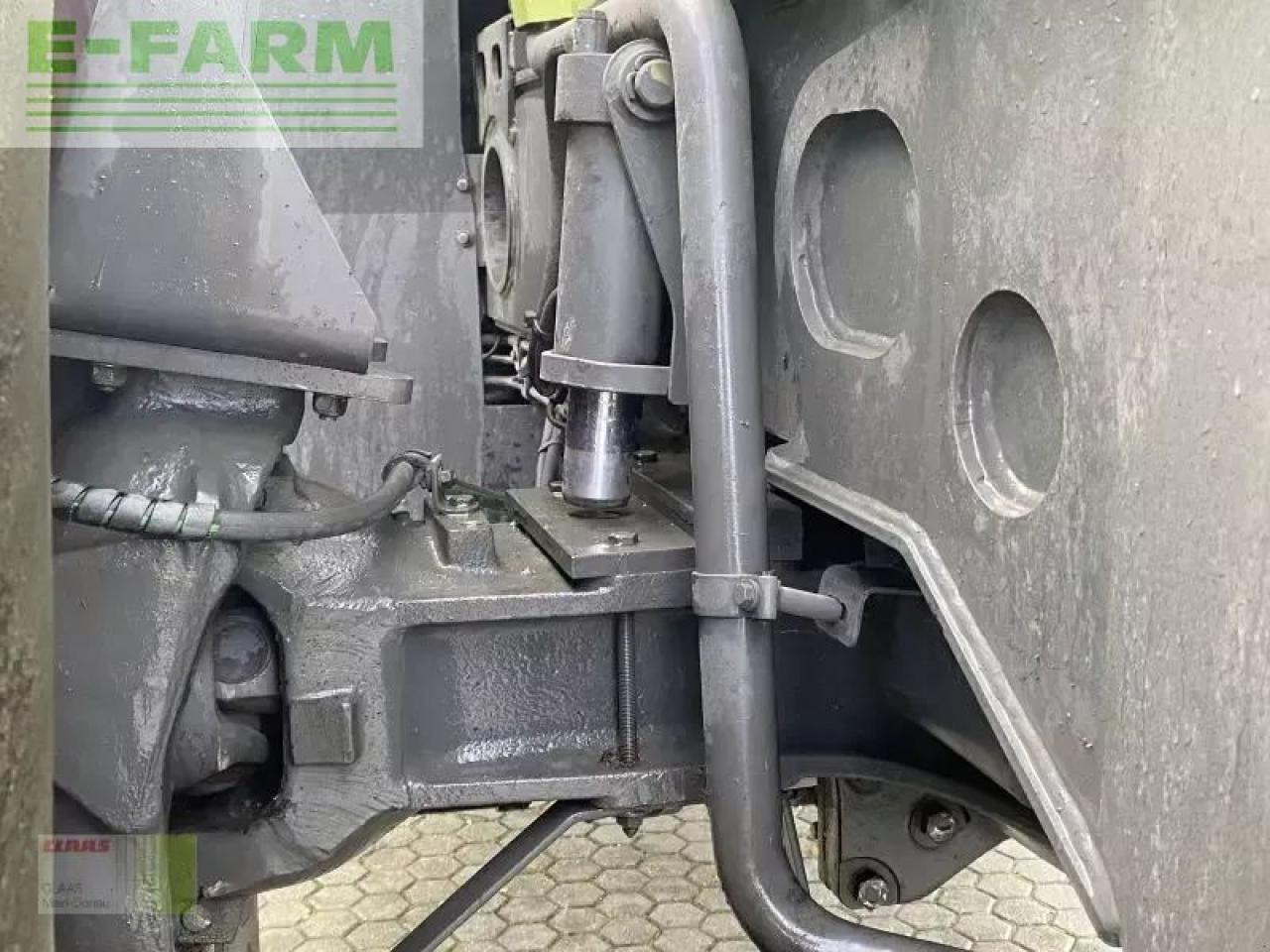 Tracteur agricole CLAAS xerion 3800 trac vc TRAC VC