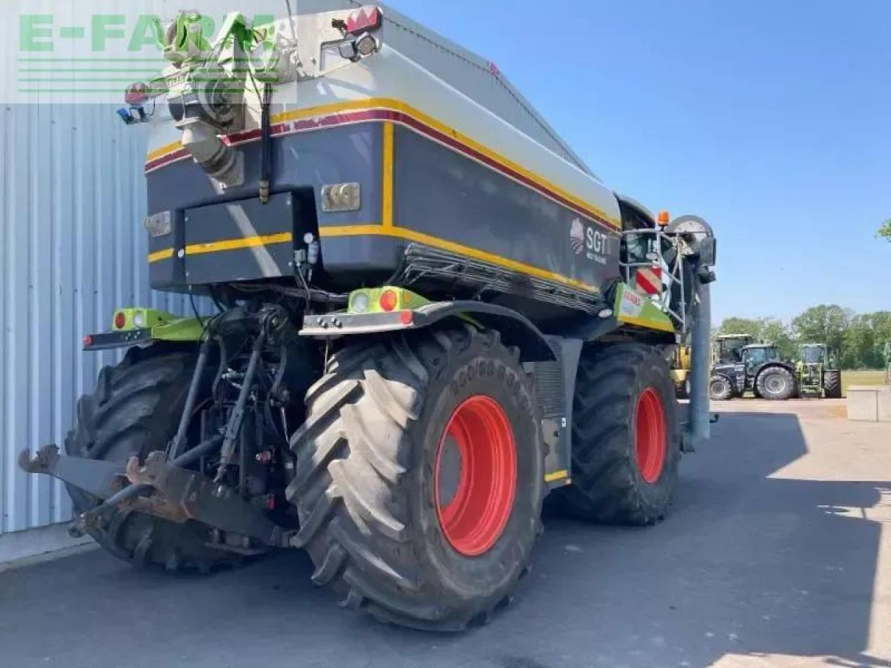 Tracteur agricole CLAAS xerion 4000 saddle trac SADDLE TRAC