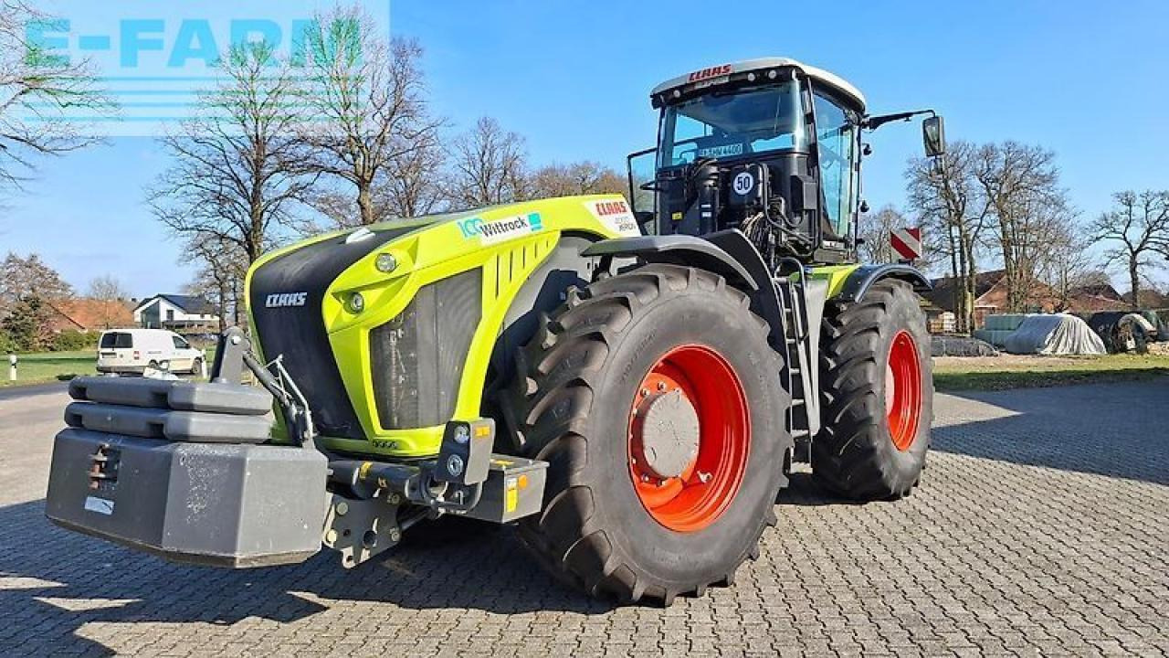 Tracteur agricole CLAAS xerion 4000 t vc