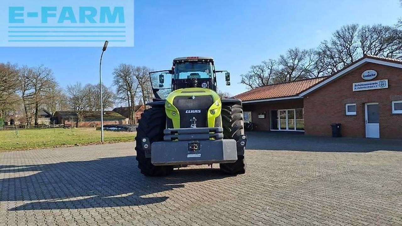 Tracteur agricole CLAAS xerion 4000 t vc