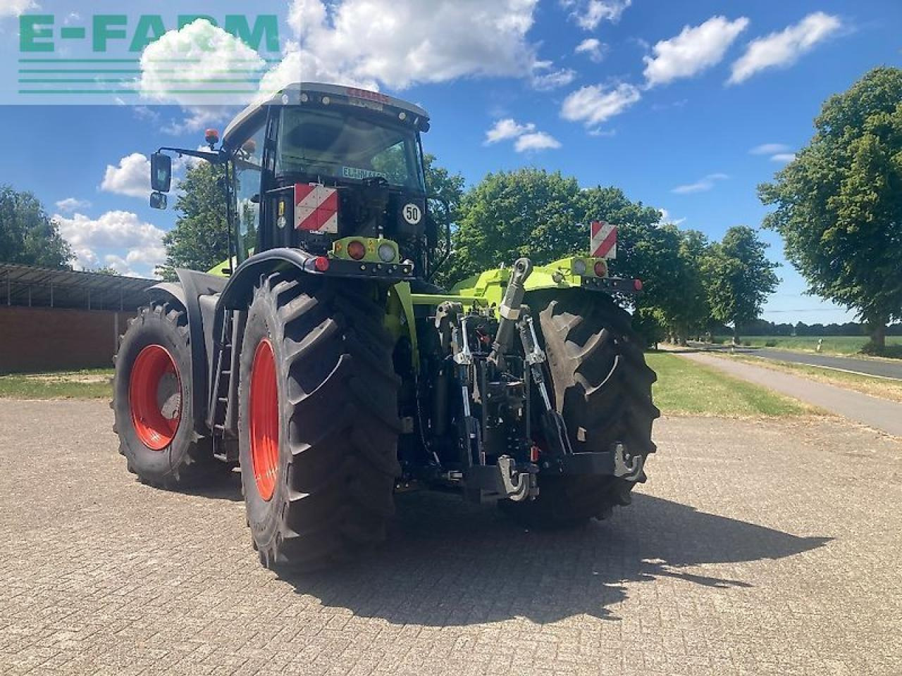 Tracteur agricole CLAAS xerion 4000 t vc