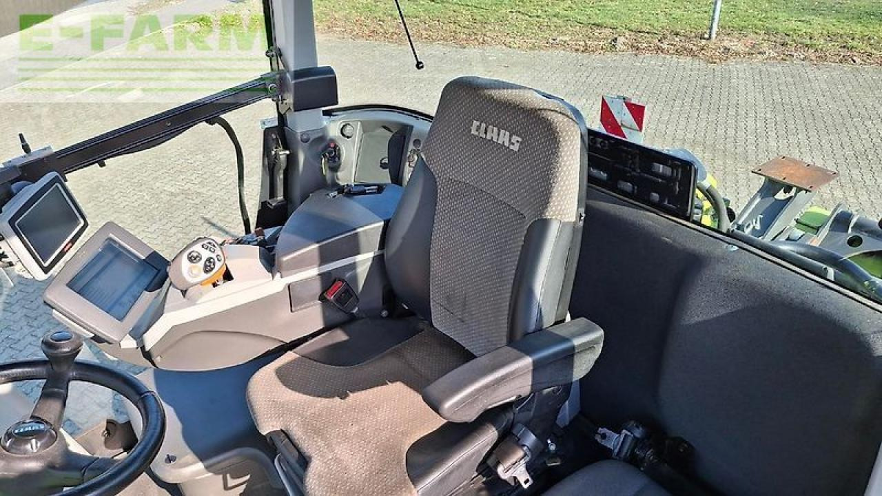 Tracteur agricole CLAAS xerion 4000 t vc