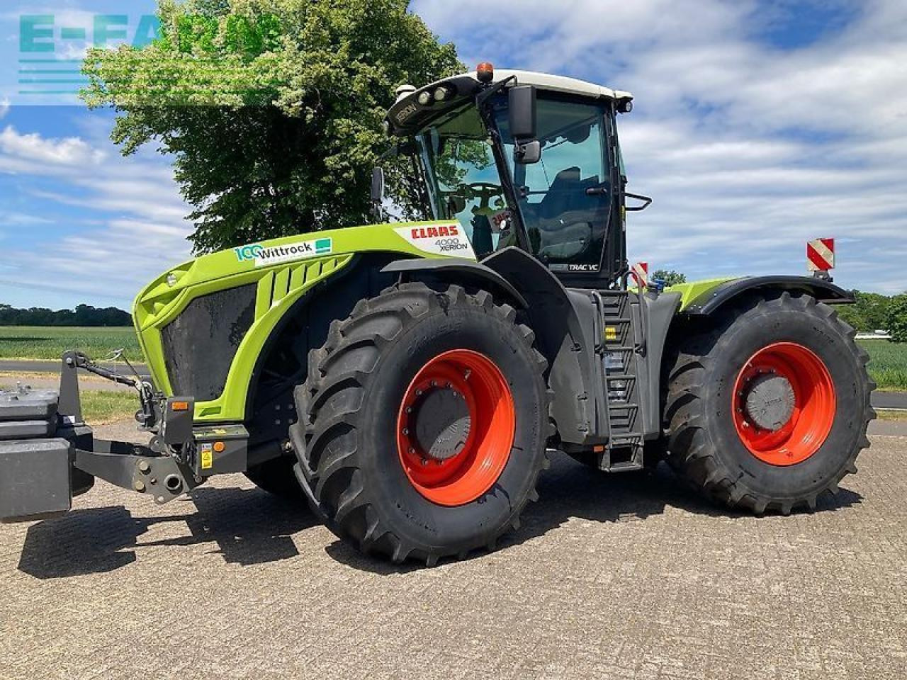 Tracteur agricole CLAAS xerion 4000 t vc