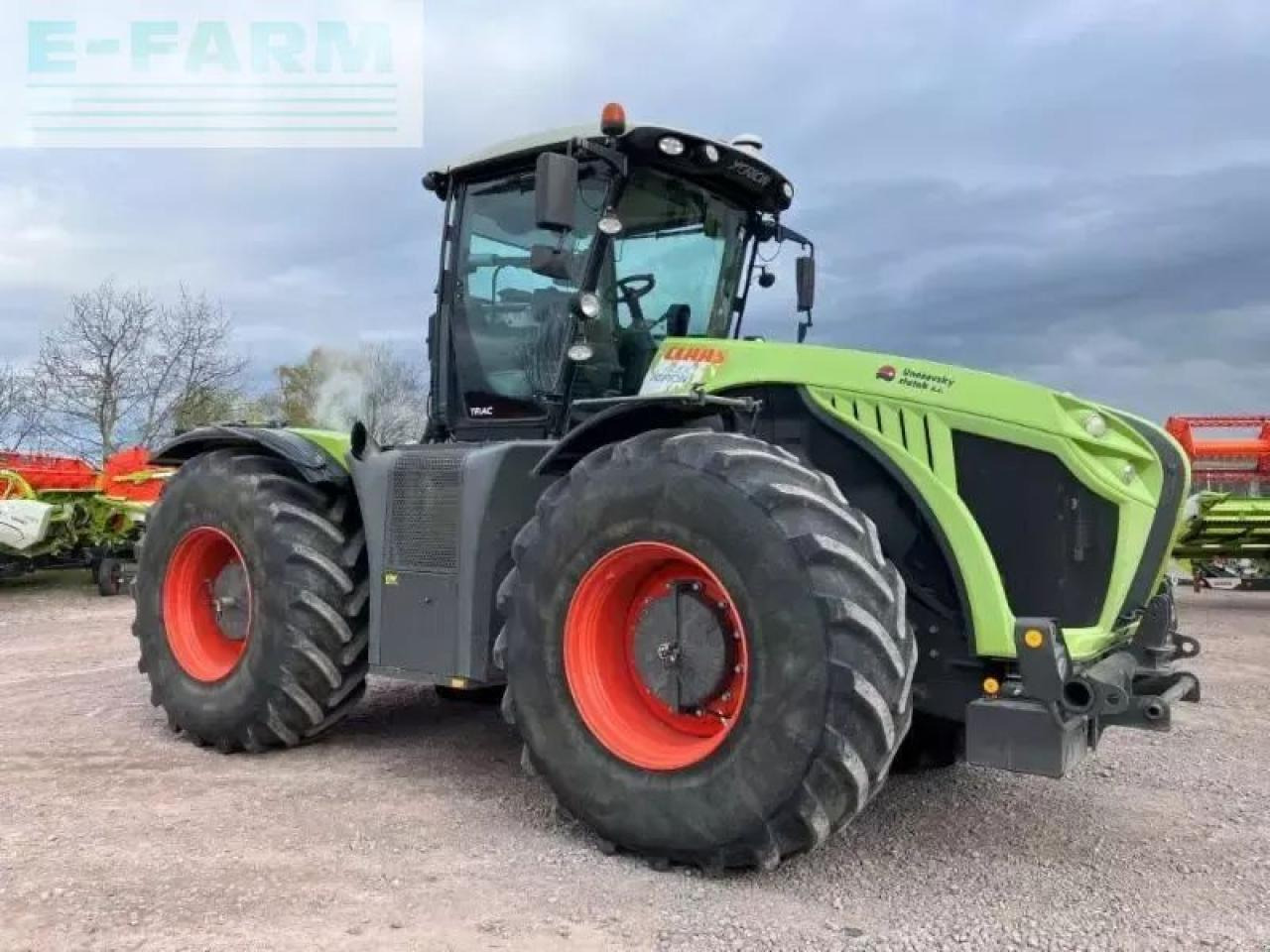 Tracteur agricole CLAAS xerion 4000 trac TRAC