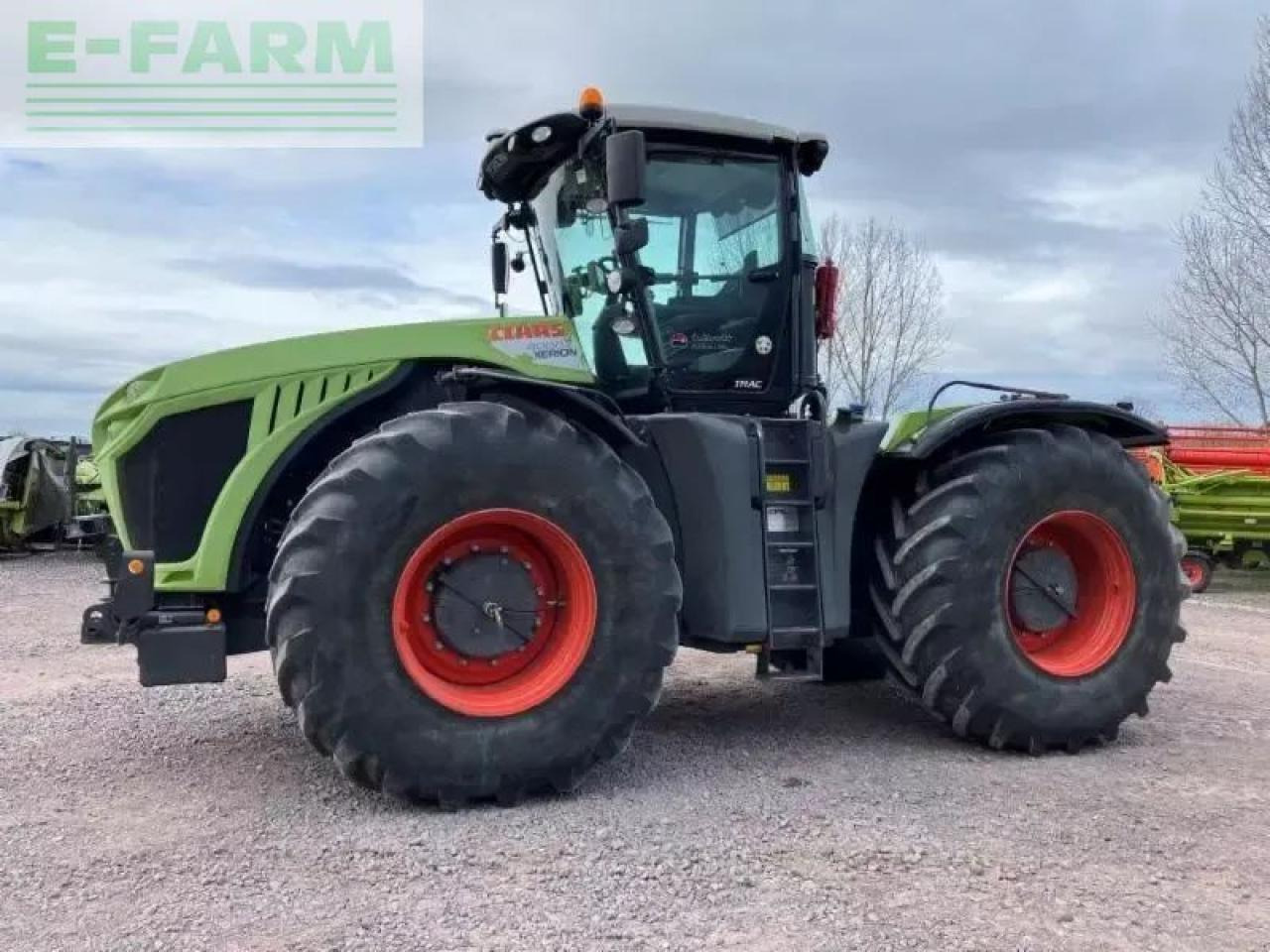 Tracteur agricole CLAAS xerion 4000 trac TRAC