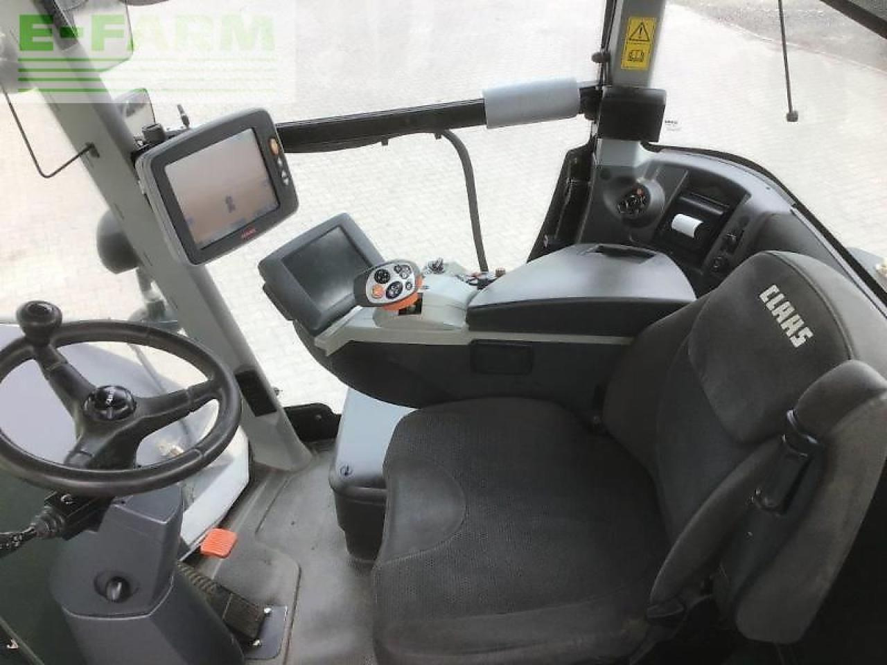 Tracteur agricole CLAAS xerion 4000 trac TRAC