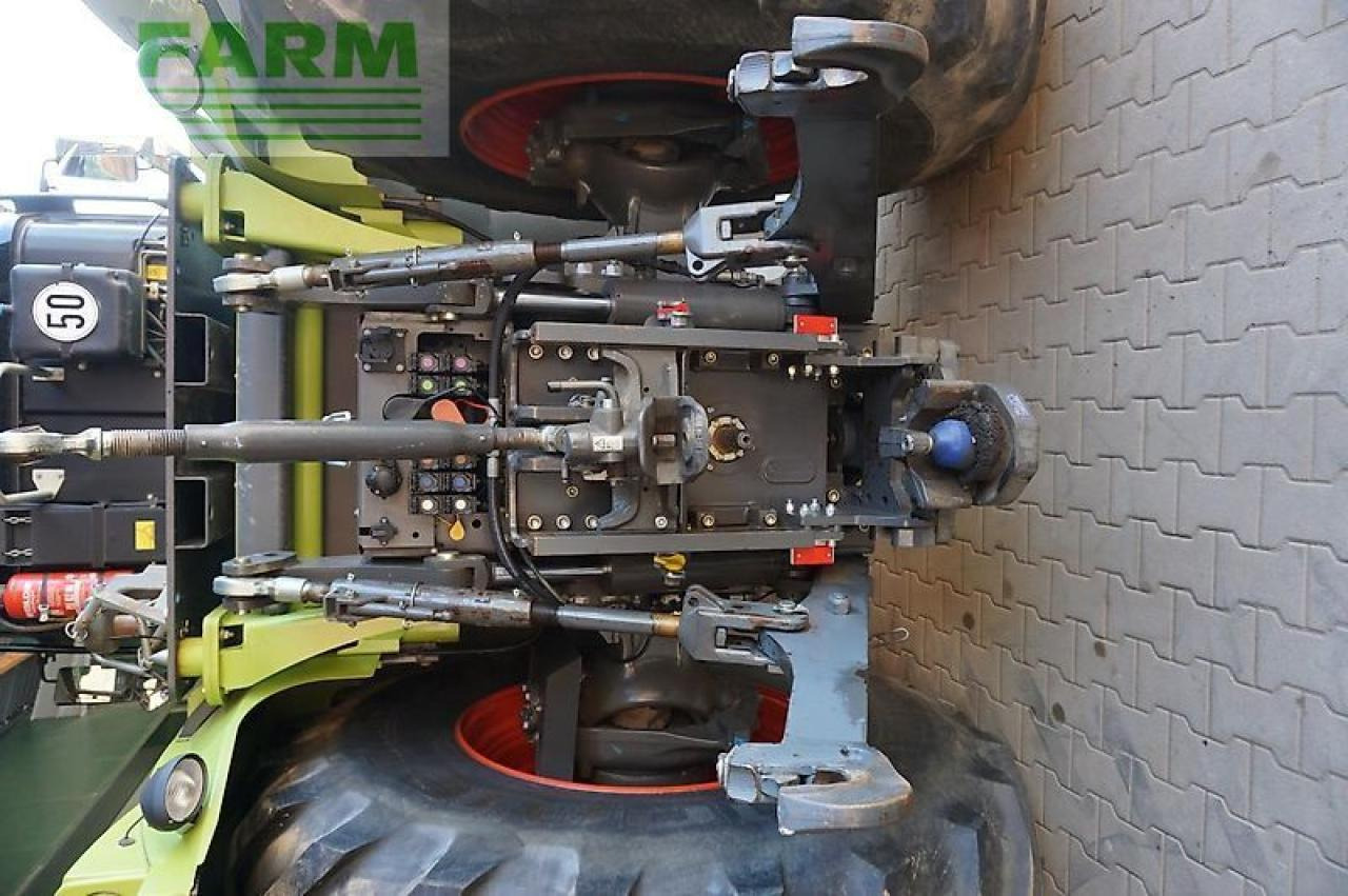 Tracteur agricole CLAAS xerion 4000 trac TRAC