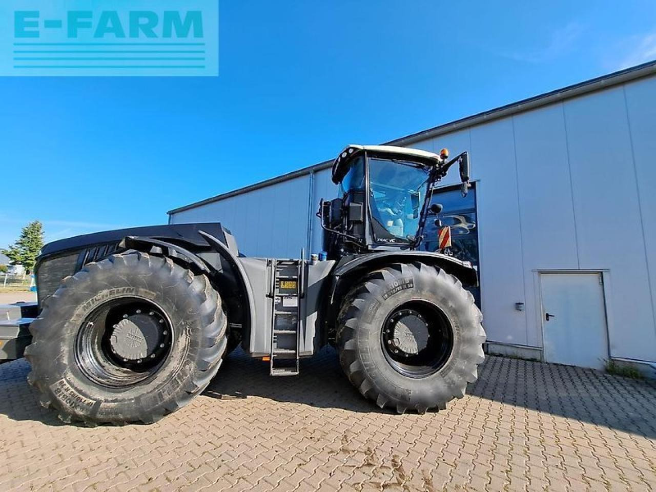 Tracteur agricole CLAAS xerion 4000 trac vc TRAC VC