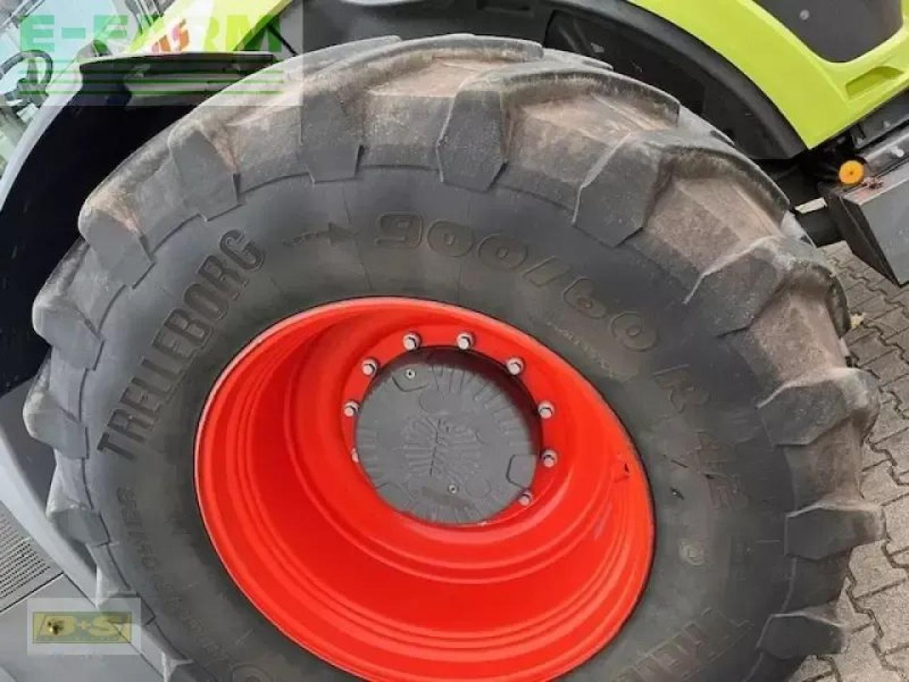 Tracteur agricole CLAAS xerion 4000 trac vc TRAC VC