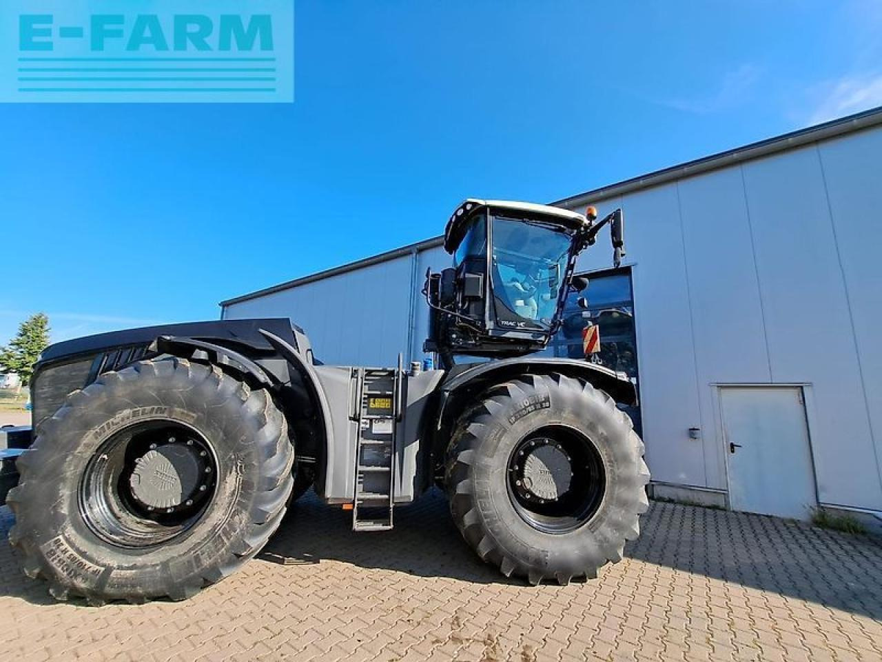 Tracteur agricole CLAAS xerion 4000 trac vc TRAC VC
