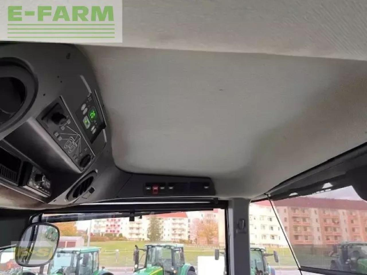 Tracteur agricole CLAAS xerion 4000 trac vc TRAC VC