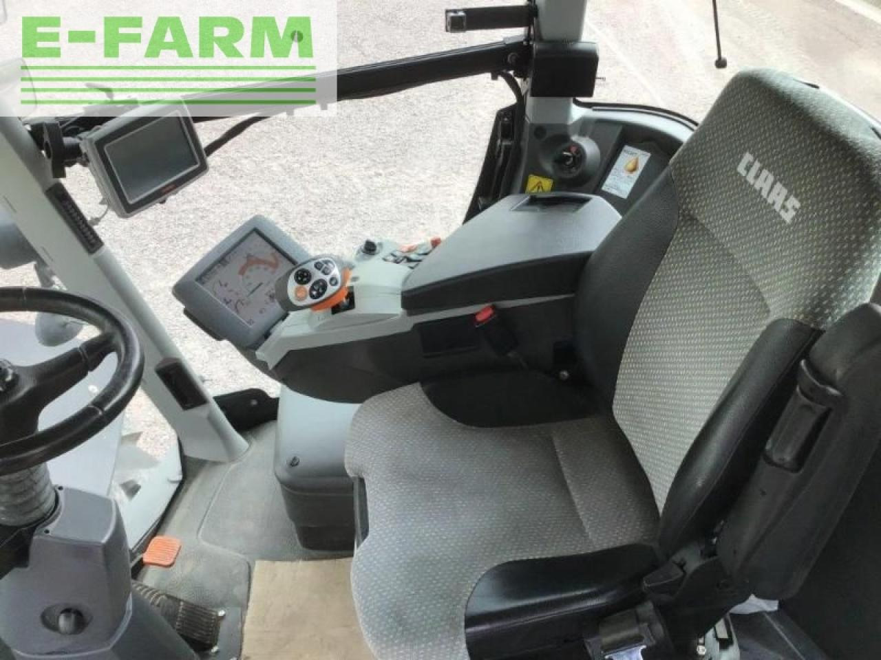 Tracteur agricole CLAAS xerion 4000 trac vc TRAC VC