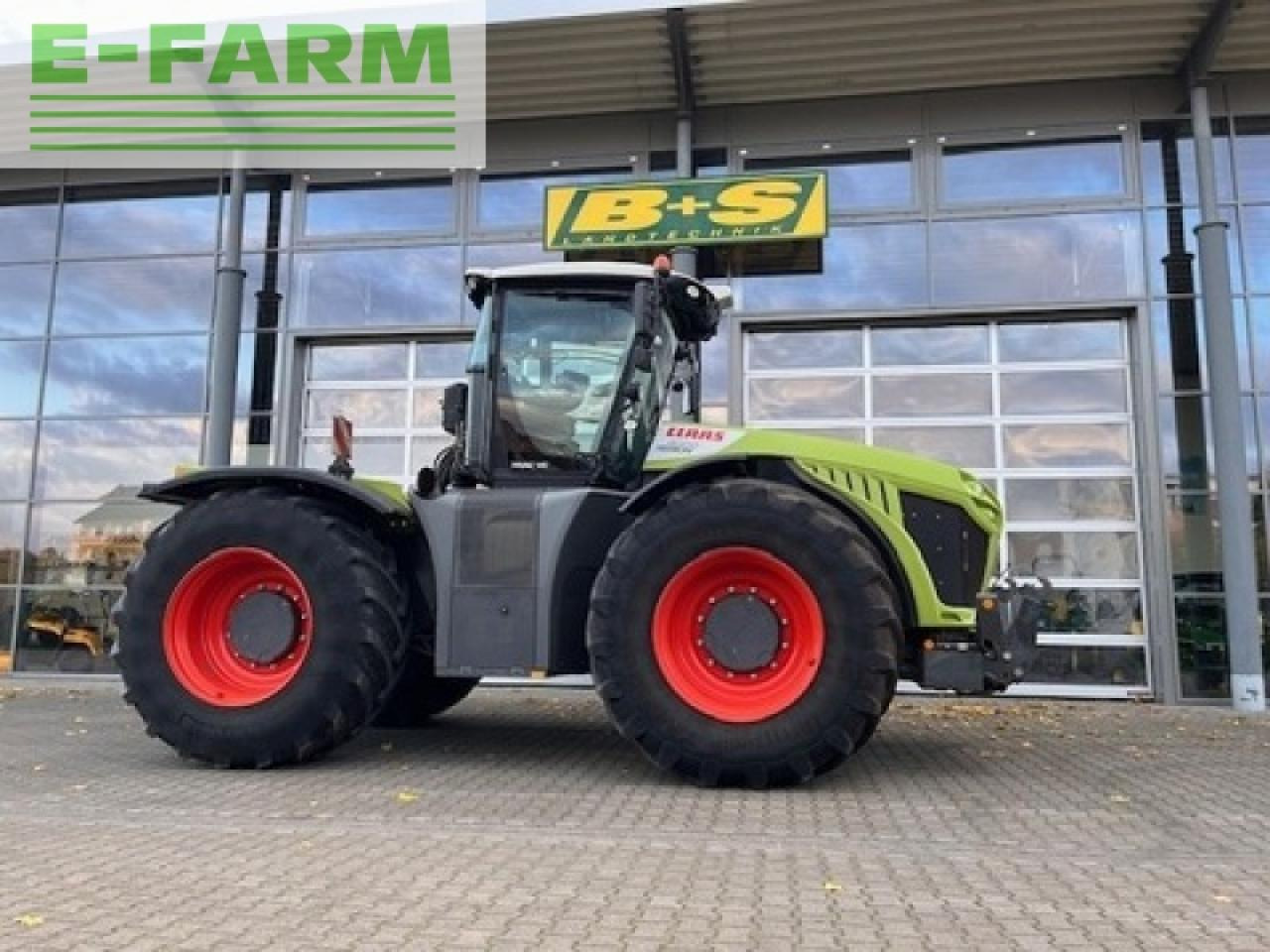 Tracteur agricole CLAAS xerion 4000 trac vc TRAC VC