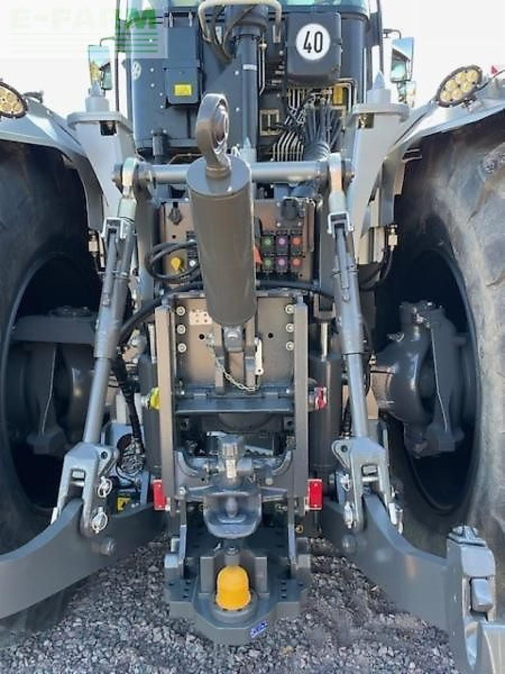 Tracteur agricole CLAAS xerion 4000 trac vc TRAC VC