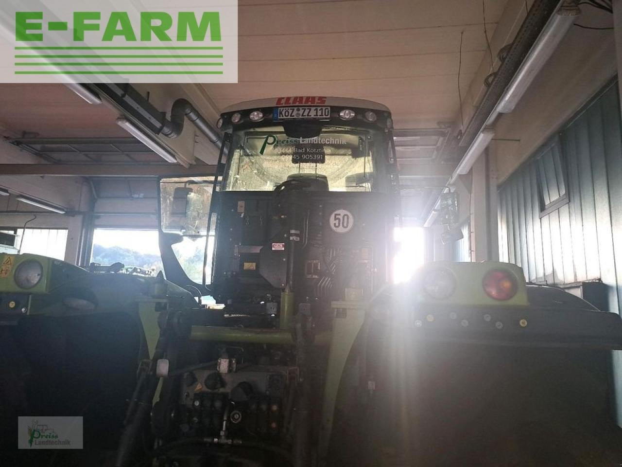 Tracteur agricole CLAAS xerion 4000 vc