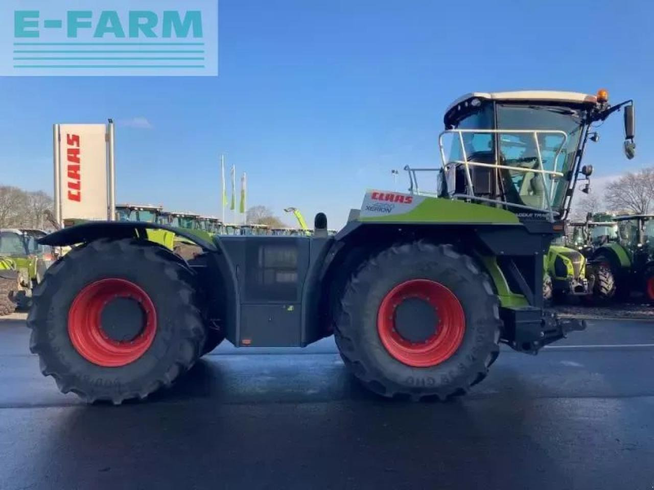 Tracteur agricole CLAAS xerion 4200 saddle trac SADDLE TRAC