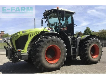 Tracteur agricole CLAAS xerion 4200 trac TRAC