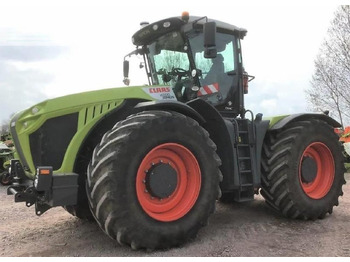 Tracteur agricole CLAAS xerion 4200 trac TRAC