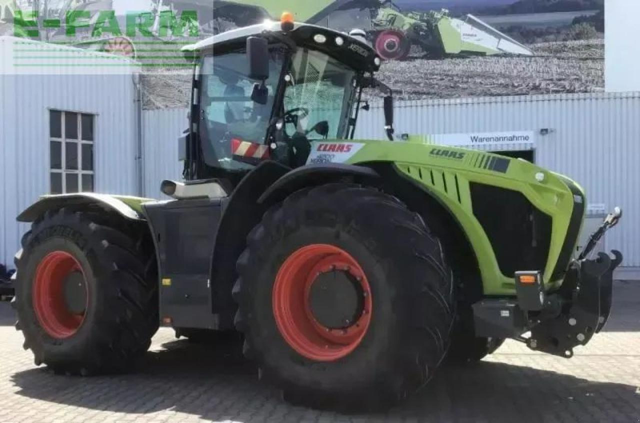 Tracteur agricole CLAAS xerion 4200 trac TRAC