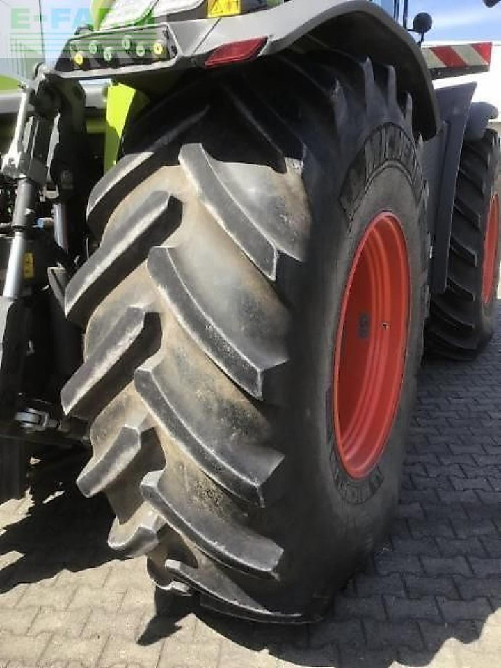 Tracteur agricole CLAAS xerion 4200 trac TRAC