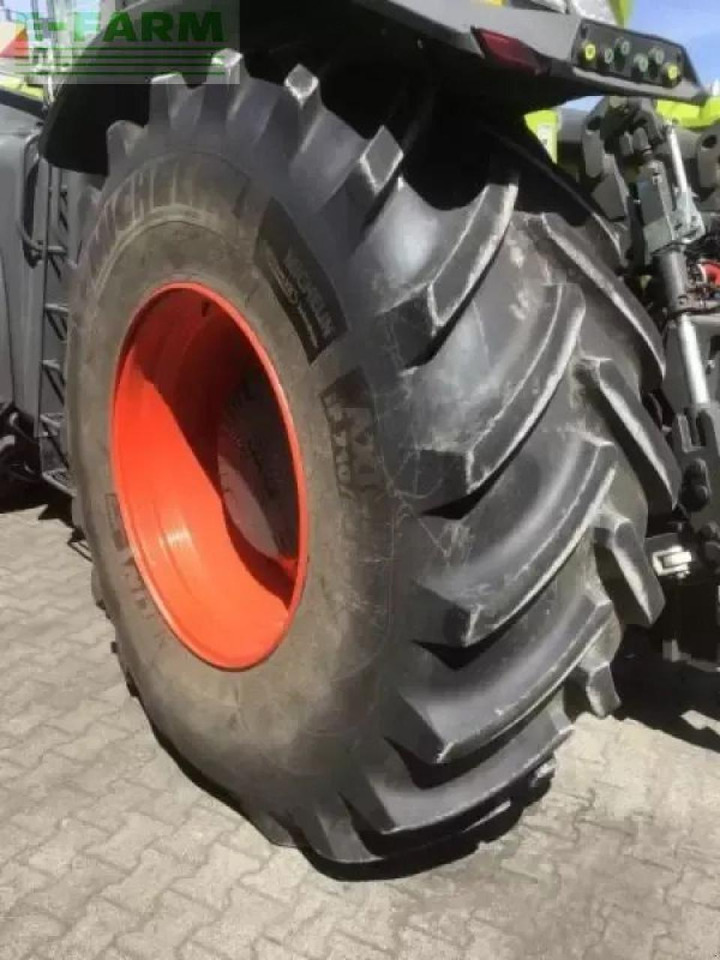 Tracteur agricole CLAAS xerion 4200 trac TRAC