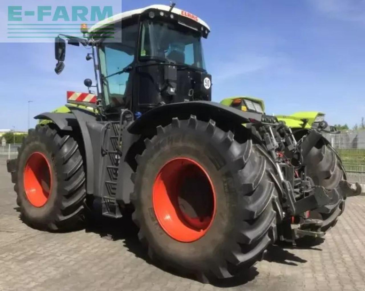 Tracteur agricole CLAAS xerion 4200 trac TRAC