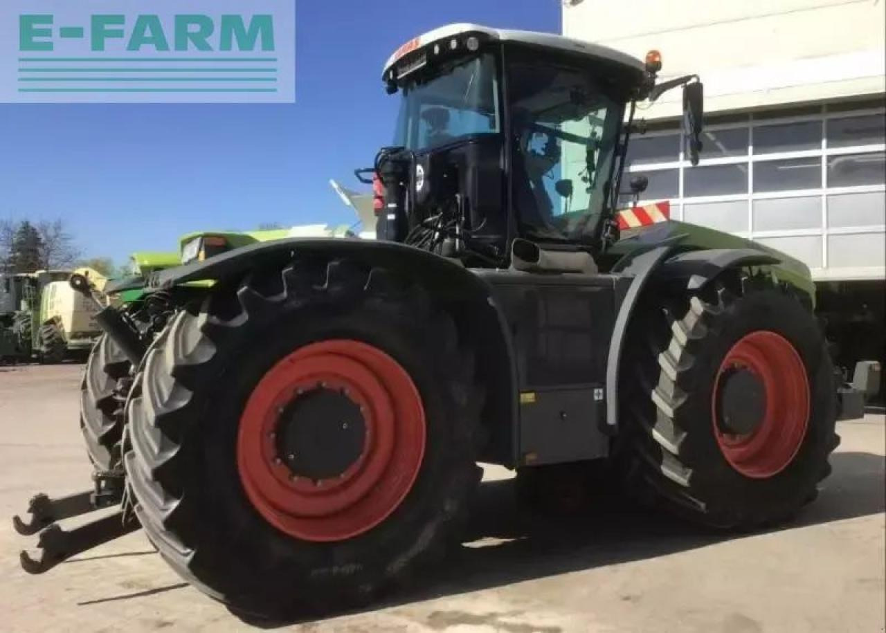 Tracteur agricole CLAAS xerion 4200 trac vc TRAC VC
