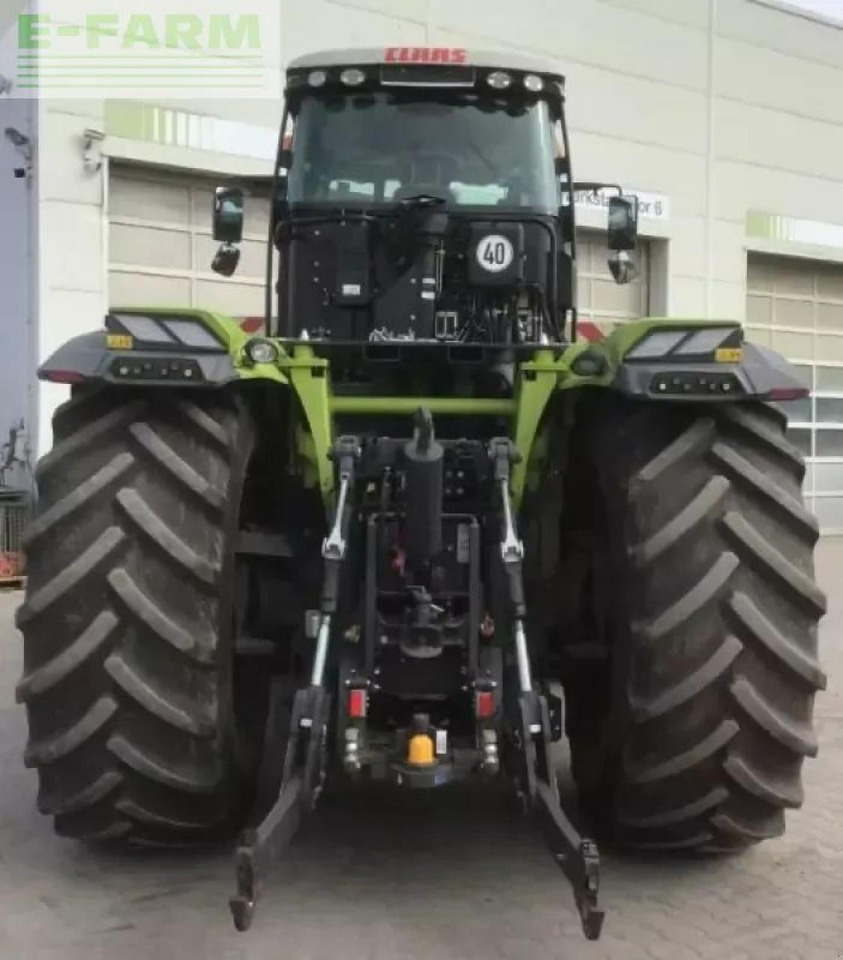 Tracteur agricole CLAAS xerion 4200 trac vc TRAC VC