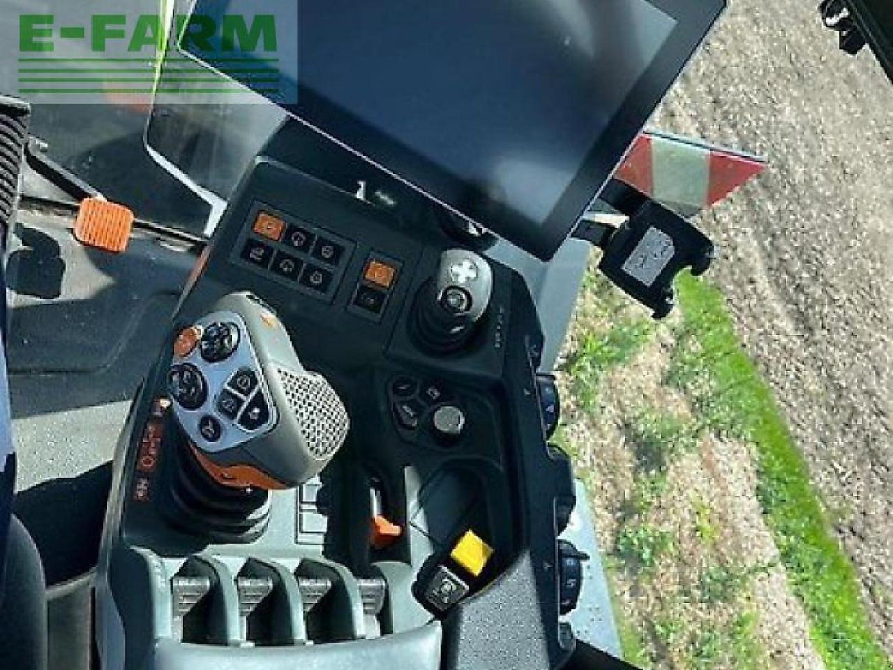 Tracteur agricole CLAAS xerion 4200 trac vc TRAC VC