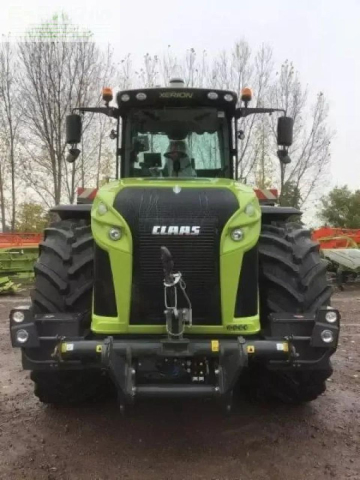 Tracteur agricole CLAAS xerion 4200 trac vc TRAC VC